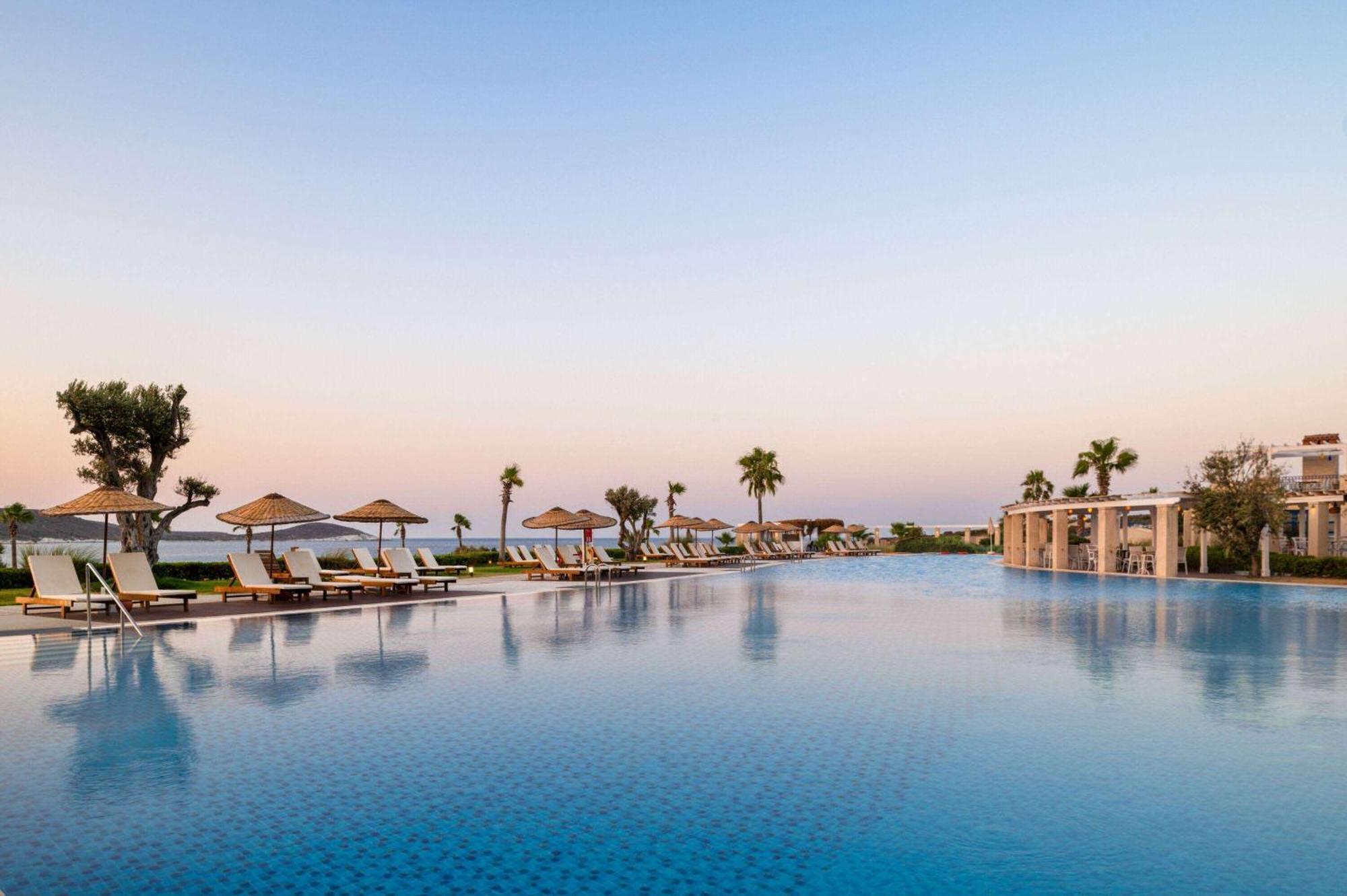 Dolce By Wyndham Cesme Alaçatı Ngoại thất bức ảnh