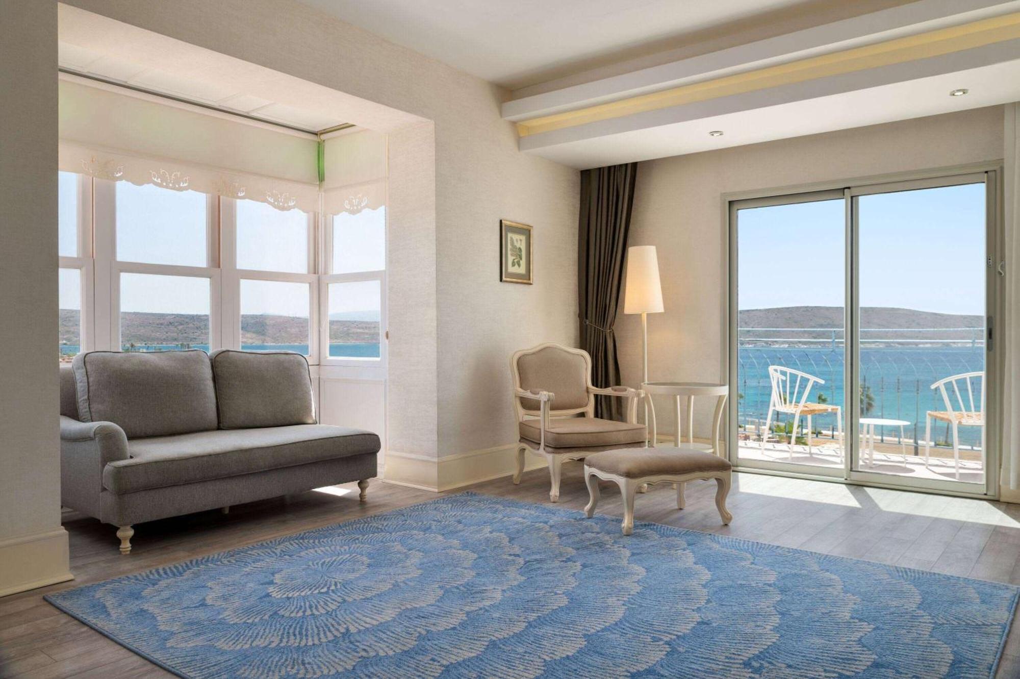 Dolce By Wyndham Cesme Alaçatı Ngoại thất bức ảnh