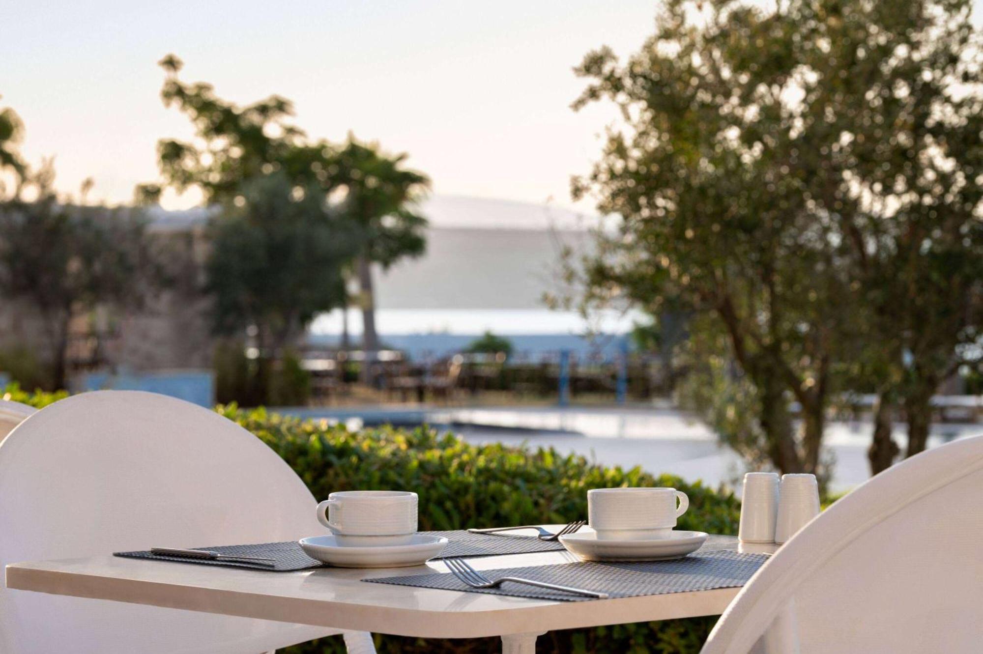 Dolce By Wyndham Cesme Alaçatı Ngoại thất bức ảnh