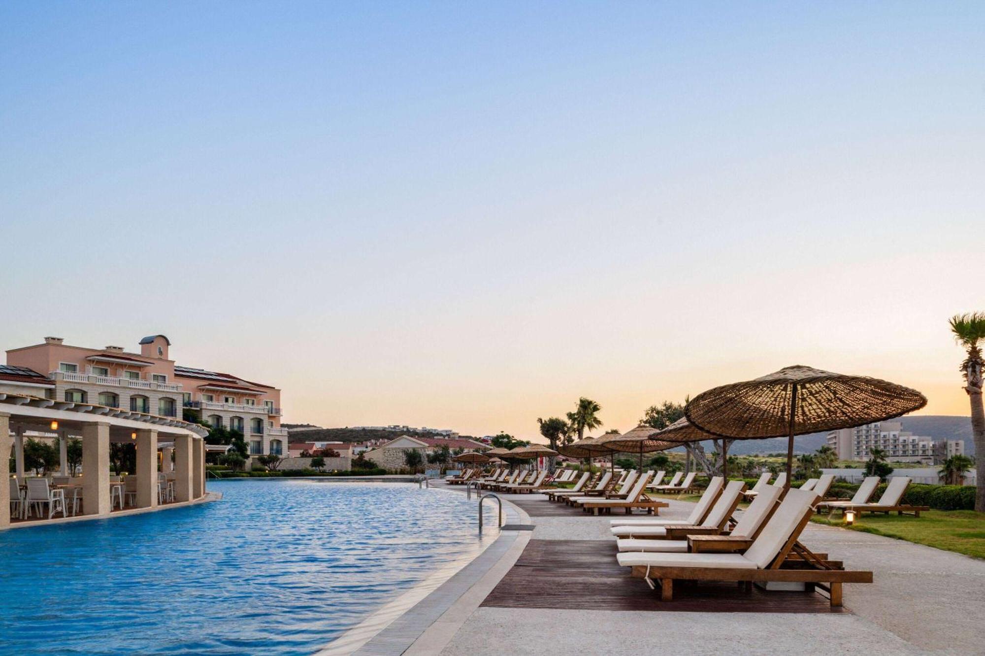 Dolce By Wyndham Cesme Alaçatı Ngoại thất bức ảnh