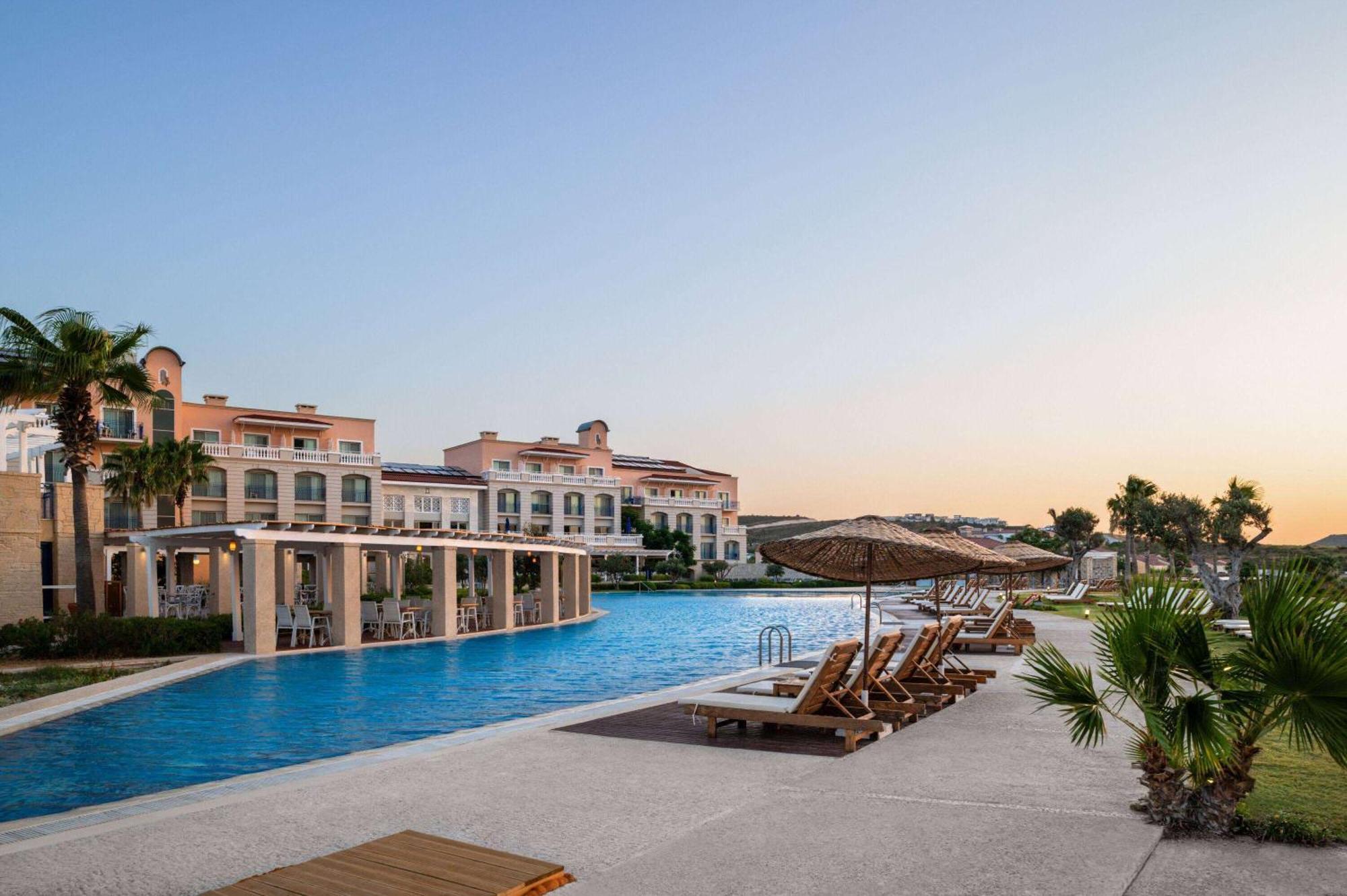 Dolce By Wyndham Cesme Alaçatı Ngoại thất bức ảnh