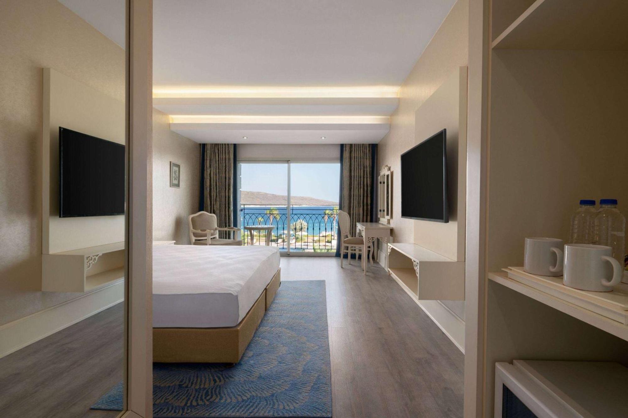 Dolce By Wyndham Cesme Alaçatı Ngoại thất bức ảnh