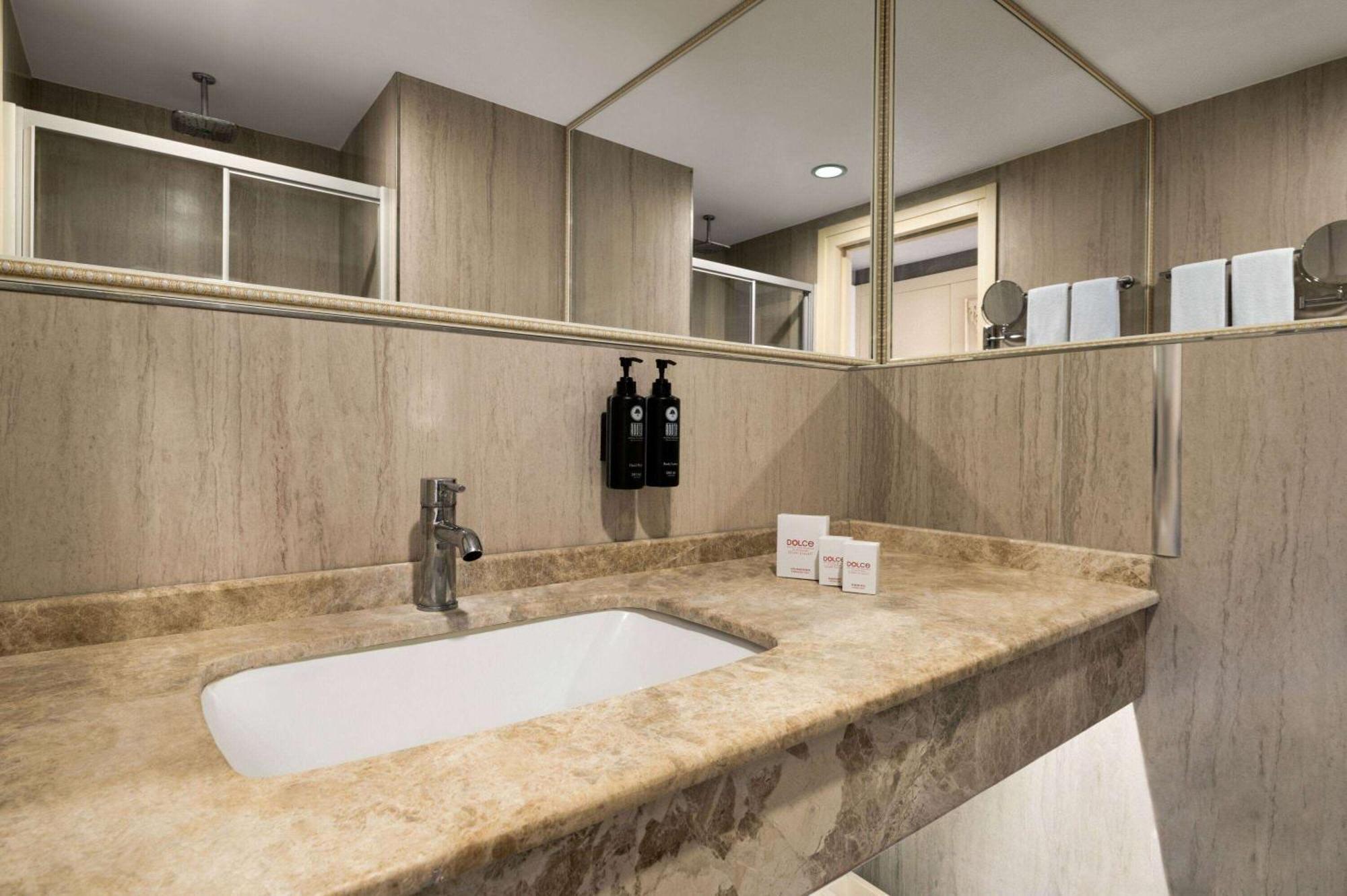 Dolce By Wyndham Cesme Alaçatı Ngoại thất bức ảnh