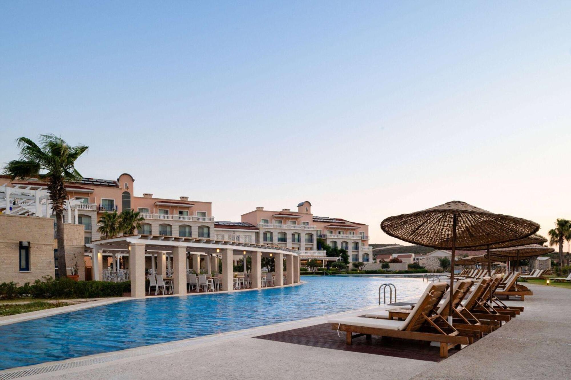Dolce By Wyndham Cesme Alaçatı Ngoại thất bức ảnh